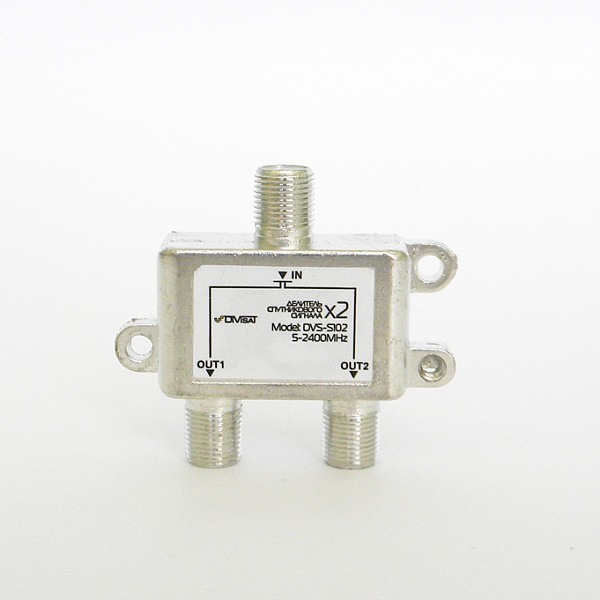 Делитель спутникового сигнала DVS-S102